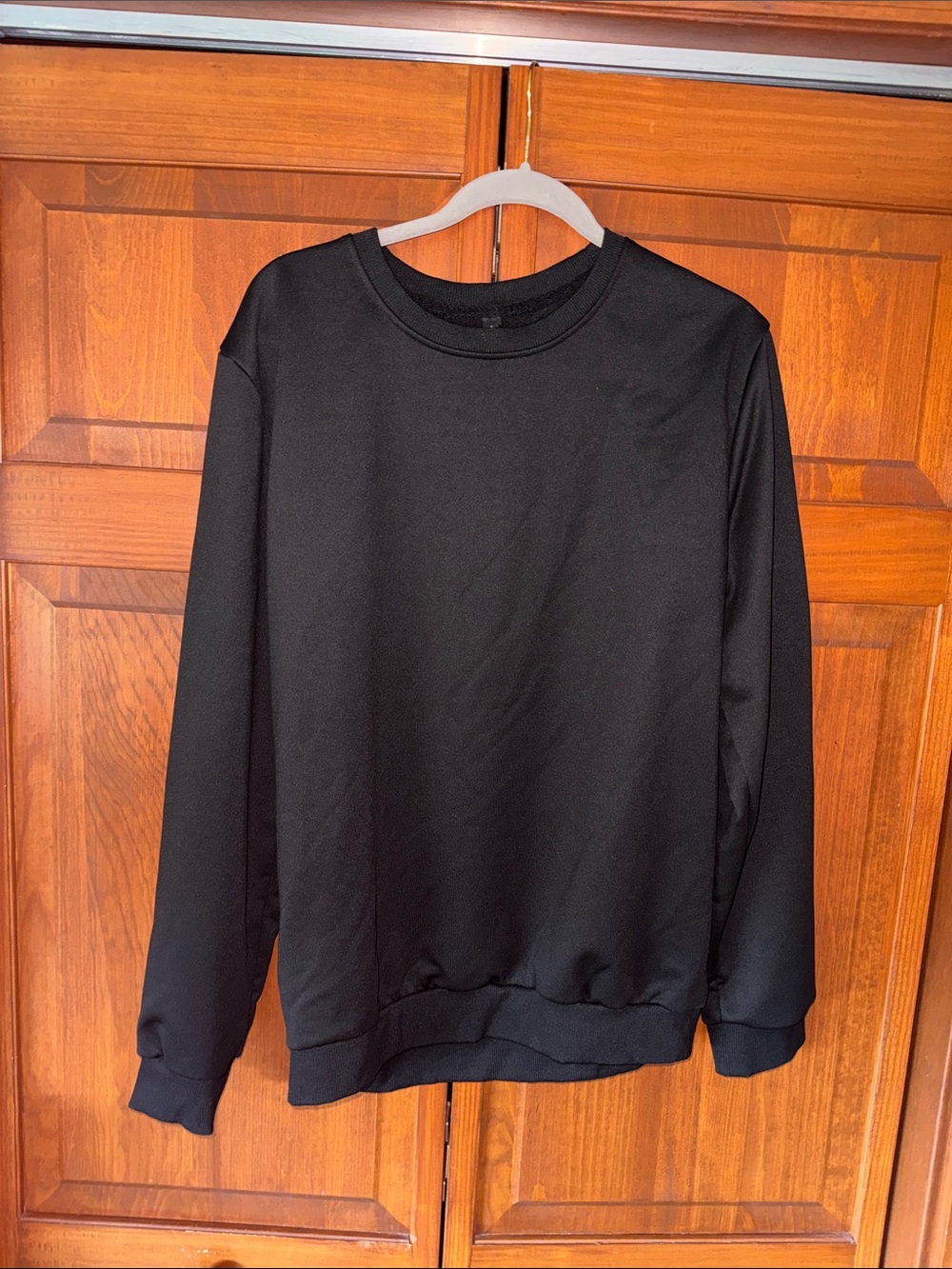 Women’s  Classic Black Crewneck Sweater - Minimal Pullover